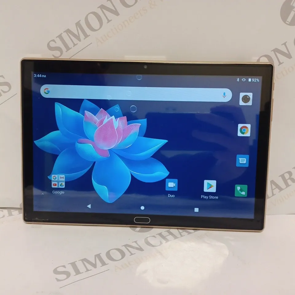 BOXED UNBRANDED ANDROID TABLET IN ROSE GOLD 