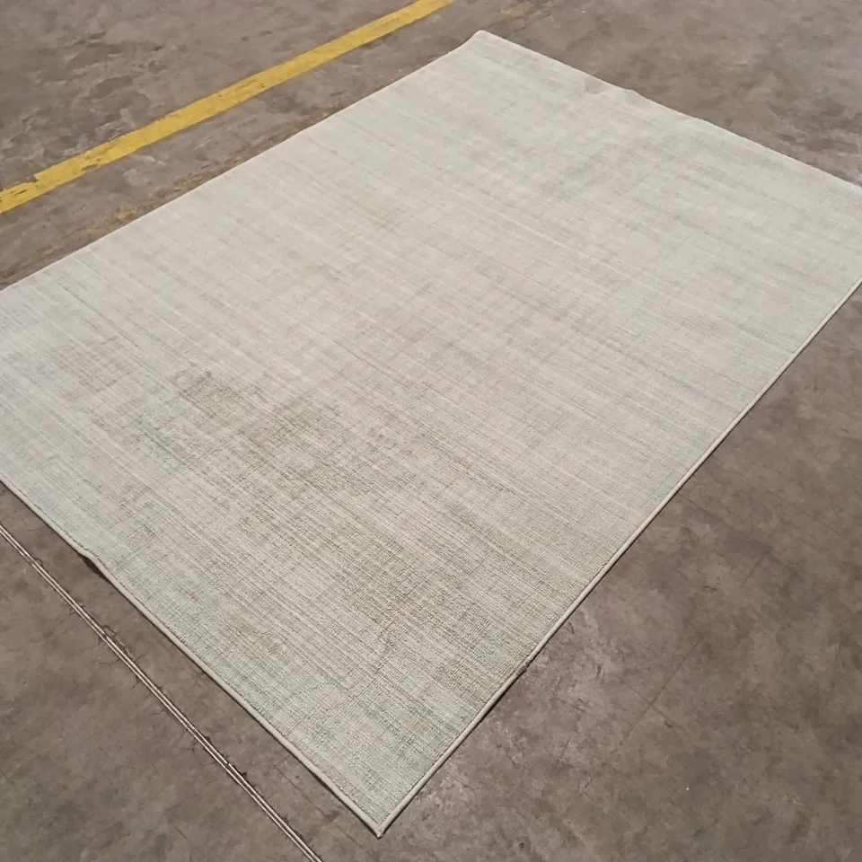 QUALITY DESIGNER AREA RUG - APPROXIMATELY 228CM X 160CM