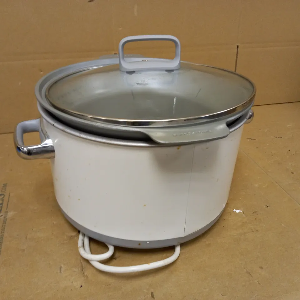 CROCK POT SLOW COOKER 