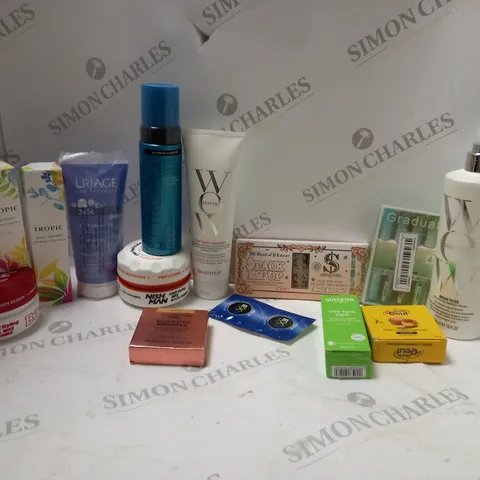 LOT OF HOUSEHOLD ITEMS TO INCLUDE ST TROPEZ SELF TAN EXPRESS, ETC