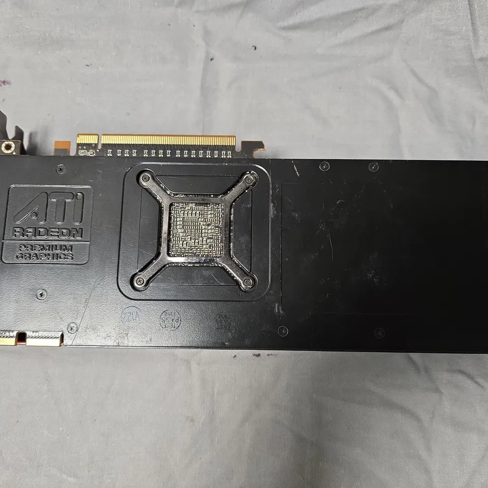 SAPPHIRE ATI RADEON HD 5870 GRAPHICS CARD