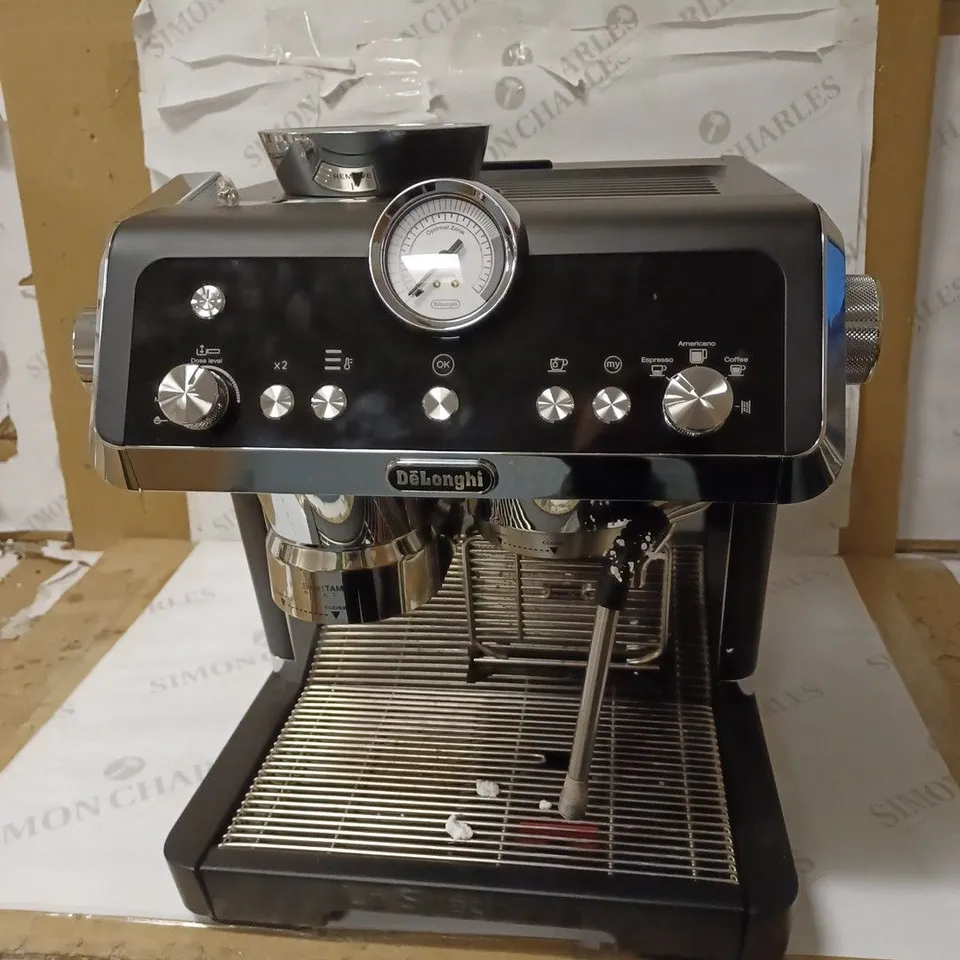 DE'LONGHI SPECIALISTA PRESTIGIO BARISTA PUMP ESPRESSO MACHINE