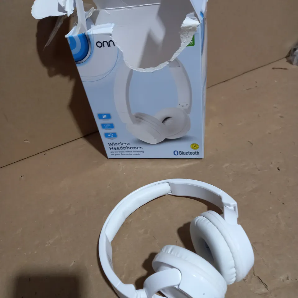 ONN TRUE WIRELESS HEADPHONES 