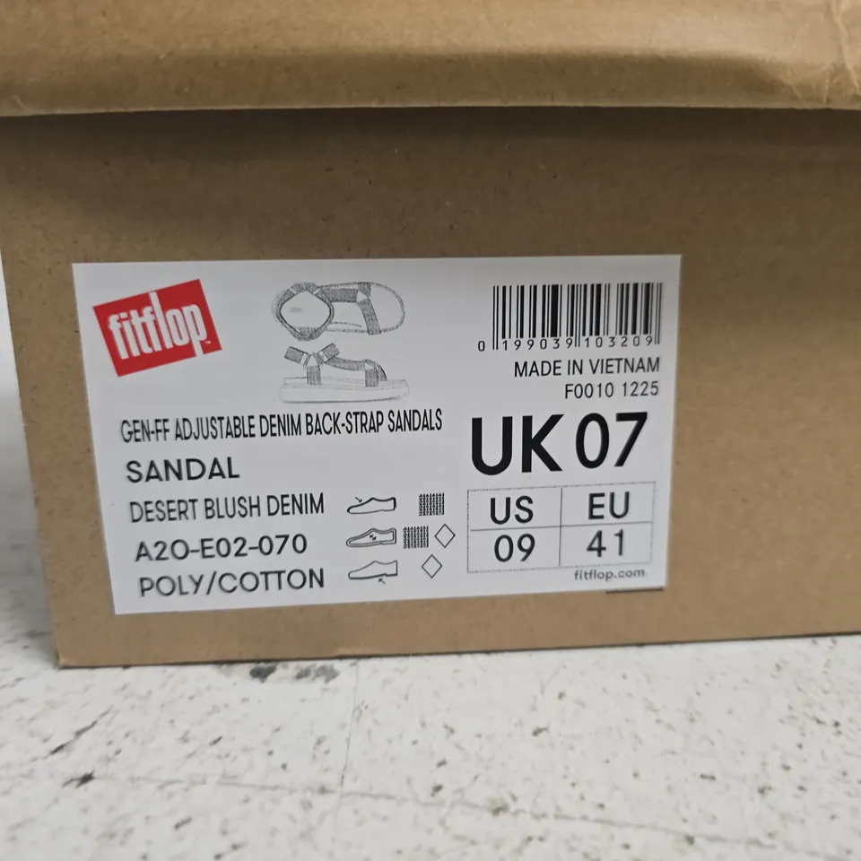 FITFLOP DESERT BLUSH DENIM BACK-STRAP SANDALS – UK 7