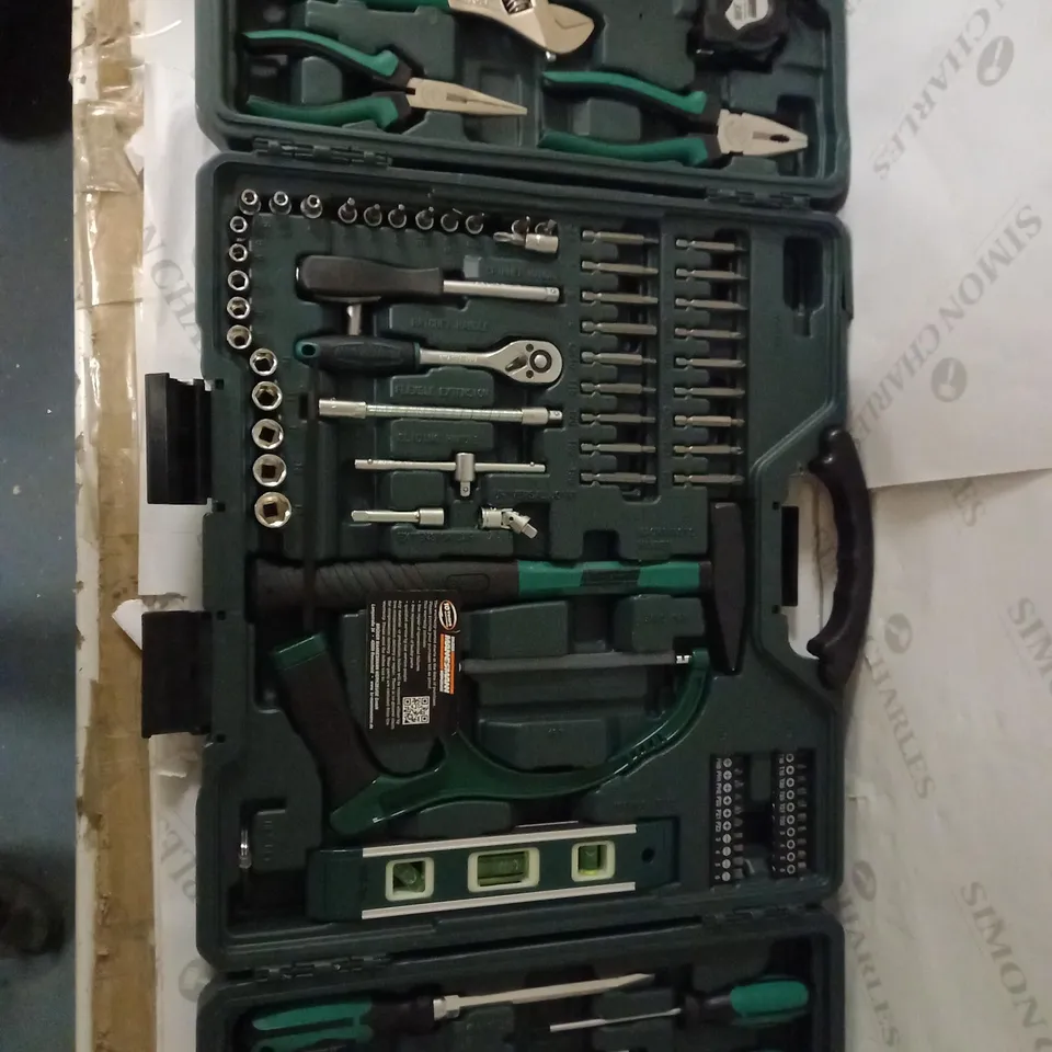 MANNESMANN UNIVERSAL TOOL SET