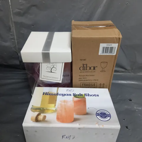 APPROXIMATELY 10 ASSORTED HOUSEHOLD ITEMS TOO INCLUDE GLASS BAUBLES , GLASSES AND SALT SHOTS , ETC