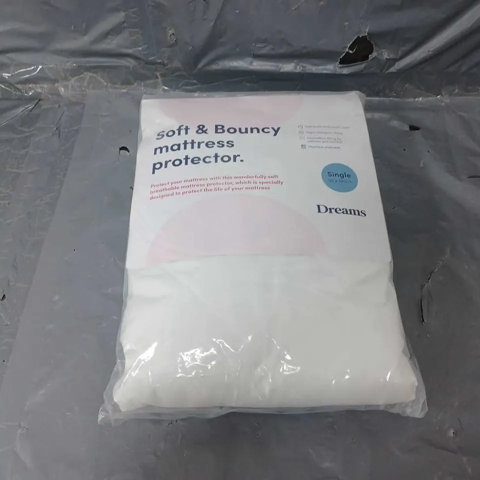 DREAMS SOFT & BOUNCY MATTRESS PROTECTOR - SINGLE 