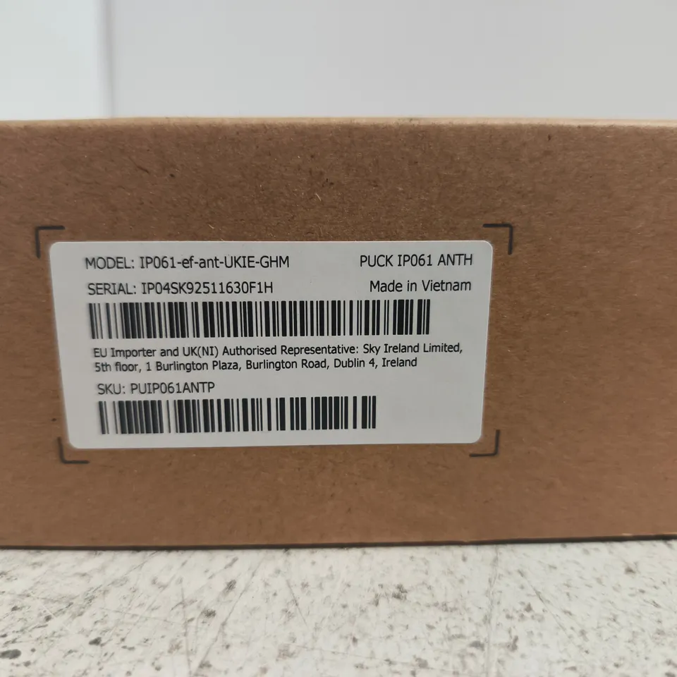 SKY GLASS IP061-EF-ANT STREAM PUCK