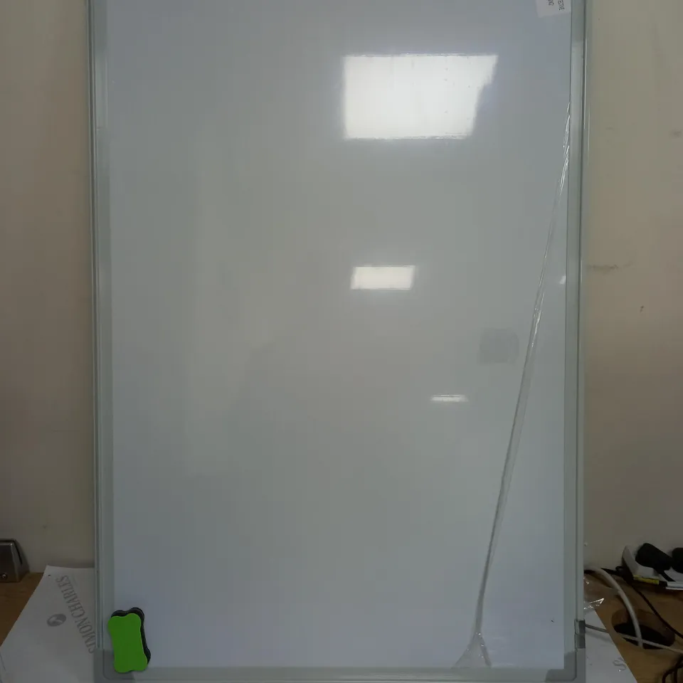 60x40CM WHITEBOARD