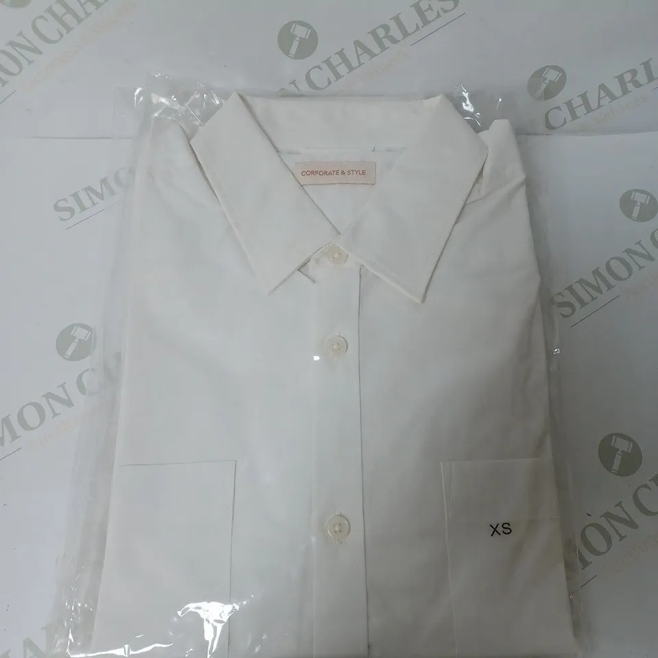 SEALED SET OF 3 BRAND NEW CORPORATIVE STYLE WHITE WOMENS SHIRT - XS