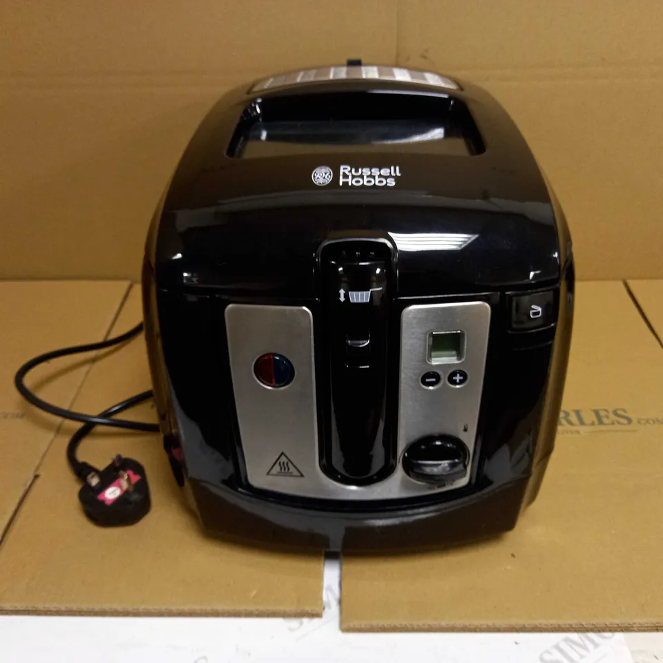 RUSSELL HOBBS DIGITAL DEEP FRYER