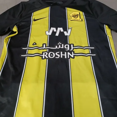 AL- ITTIHAD CLUB HOME JERSEY - BENZEMA 9 - SIZE M 