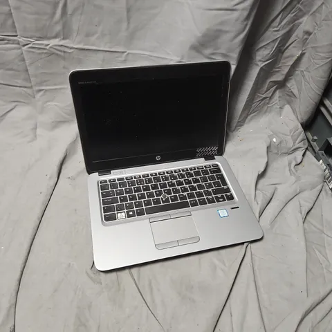 HP ELITEBOOK LAPTOP (HS7NN-142C)