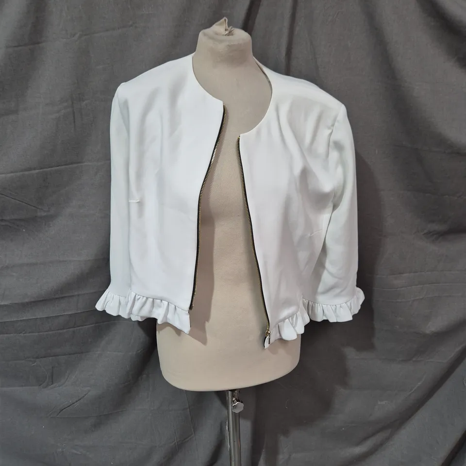 MICHAELA LOUISA WHITE CROPPED BOMBER JACKET WITH ZIP AND RUFFLED HEM – UK 14 / US 10 