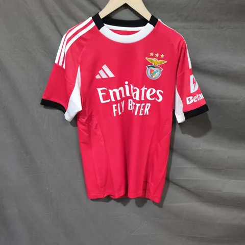 ADIDAS RED FOOTBALL SHIRT – UK SIZE S – BENFICA-STYLE CREST .