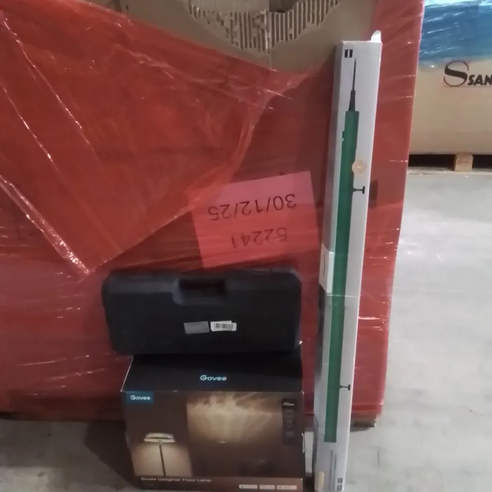PALLET OF ASSORTED HOUSEHOLD GOODS AND PRODUCTS TO INCLUDE;GOVEE FLOOR LAMP,GREENHOUSE HEATER,TOOLBOX