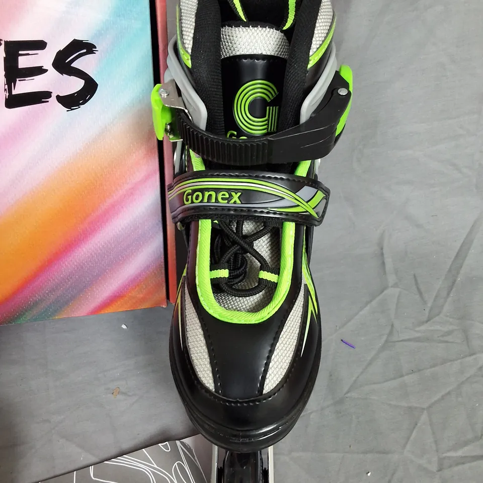 BOXED GOMEX ONLINE SKATES IN GREEN/BLACK - UK 13 - 3