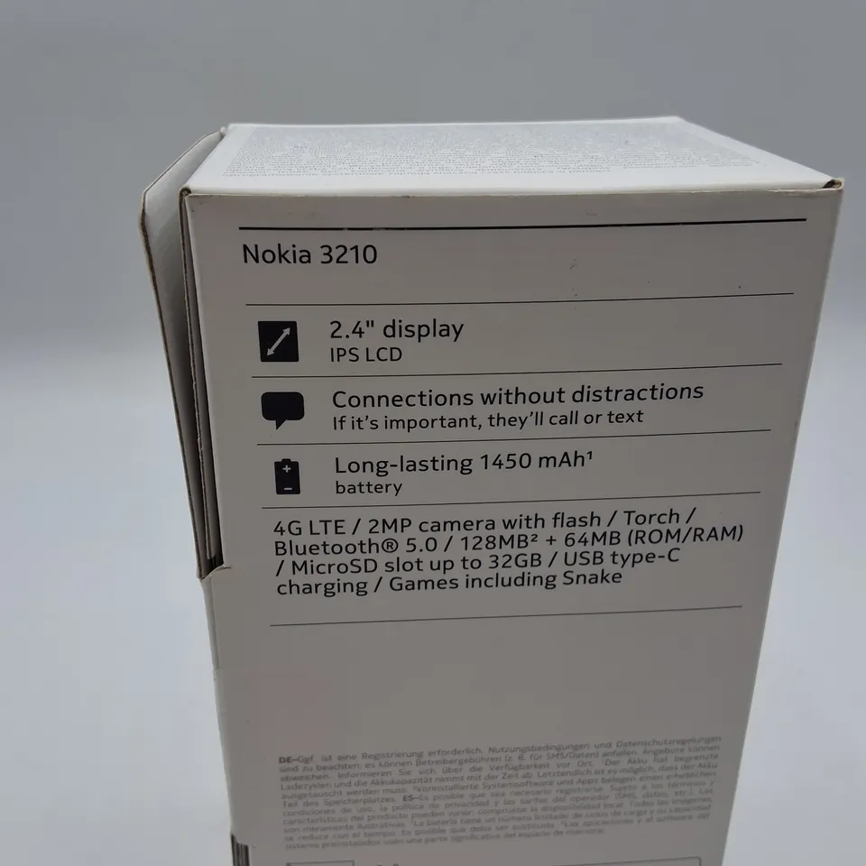 BOXED NOKIA 3210 IN GRUNGE BLACK - TA-1618