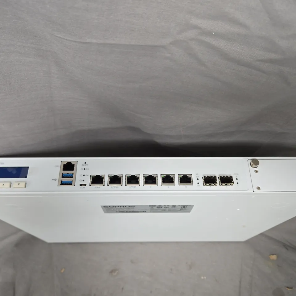 SOPHOS XG 210 FIREWALL APPLIANCE (REV.3) – NETWORK SECURITY