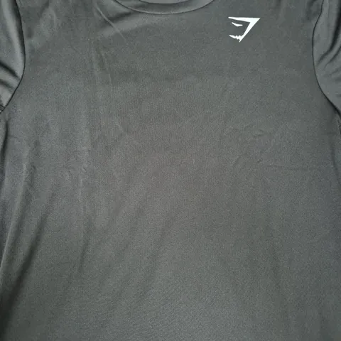 GYM SHARK RUNNING DEPT. T-SHIRT IN BLACK SIZE SMALL