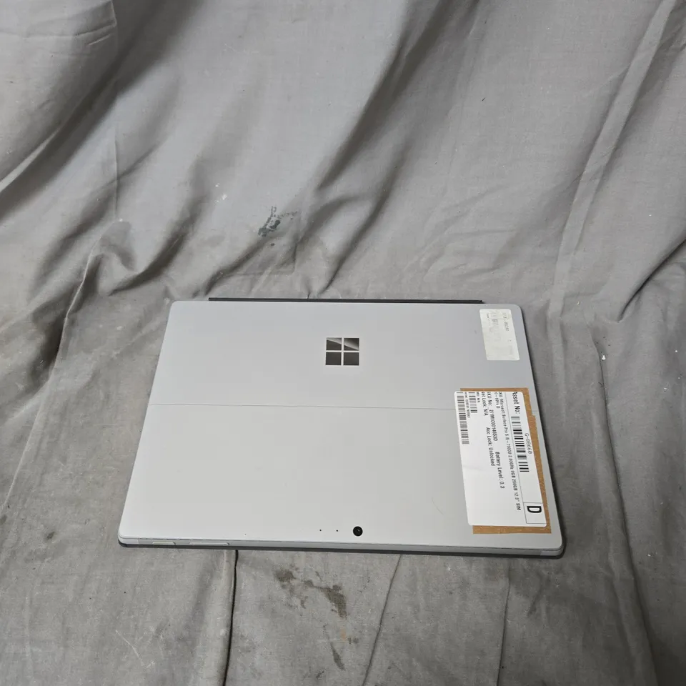 MICROSOFT SURFACE PRO 5 (I5-7300U, 8GB RAM, 256GB) 12.3" TABLET WITH KEYBOARD 