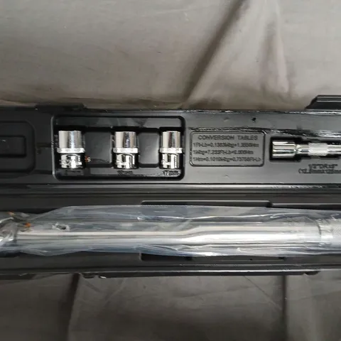 MICROMETER ADJUSTABLE TORQUE WRENCH 