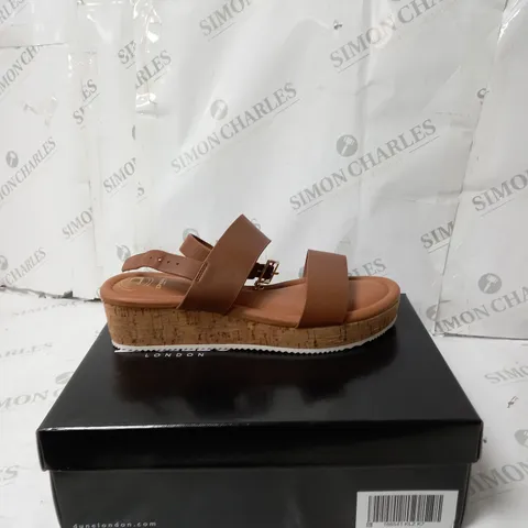 BOXED DUNE WOMANS TAN LEATHER SANDLES SIZE 7
