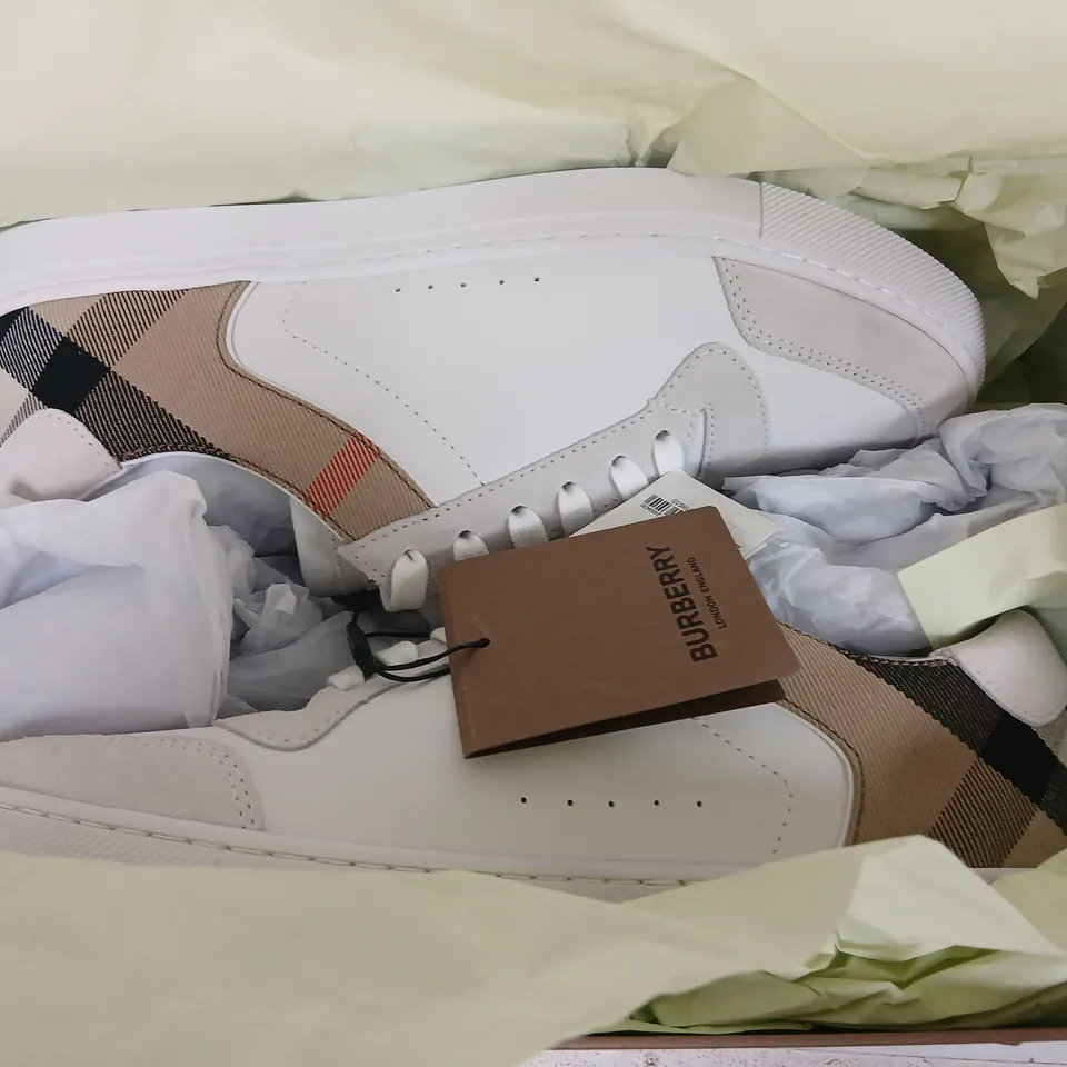 BURBERRY LOW TOP SNEAKERS – OPTIC WHITE, UK 8.5 (EU 42.5), BOXED
