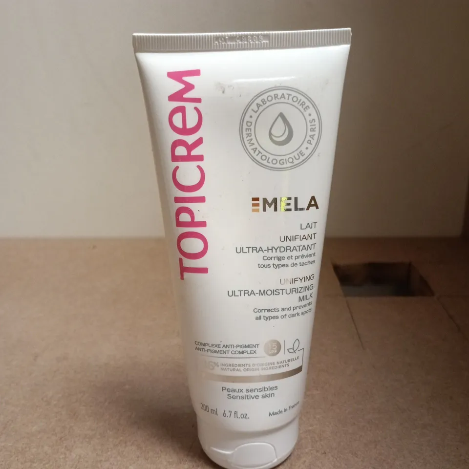 TOPICREM BABY CLEANSING GEL LAVANT + LAIT UNIFIANT ULTRA-HYDRATANT (SET)