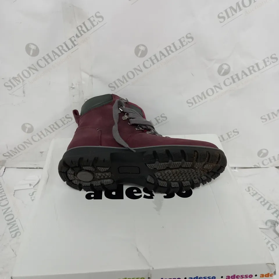 BOXED PAIR OF ADESSO WATERPROOF HIKING BOOTS DRY ROSE SIZE 6 