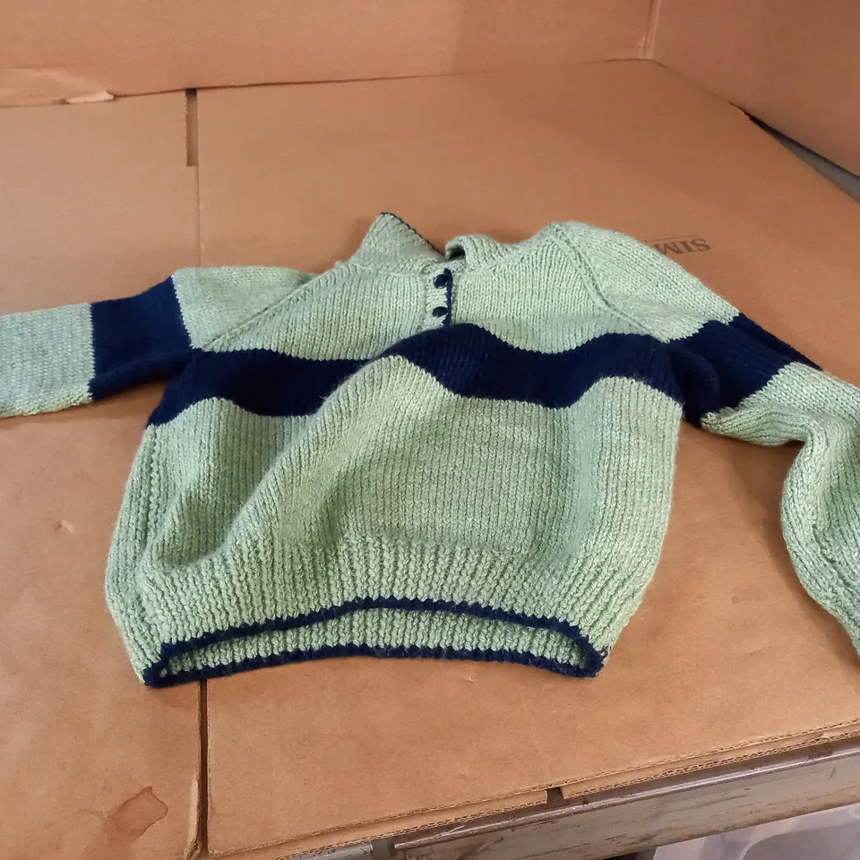 KNITTED GREEN/BLACK CHILDRENS JUMPER