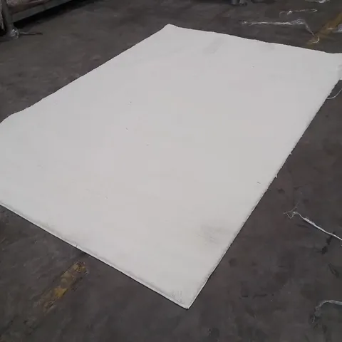 QUALITY DESIGNER AREA RUG - APPROXIMATELY 230X160CM