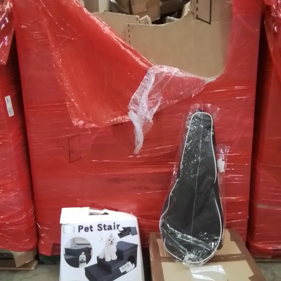PALLET OF ASSORTED HOUSEHOLD GOODS AND PRODUCTS TO INCLUDE;RAISED TOILET SEAT,TENNIS RACKET,PET STAIRS