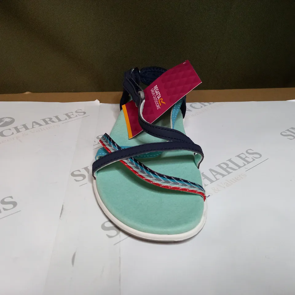 REGATTA LADY SANTA ROMA SANDALS SIZE 5