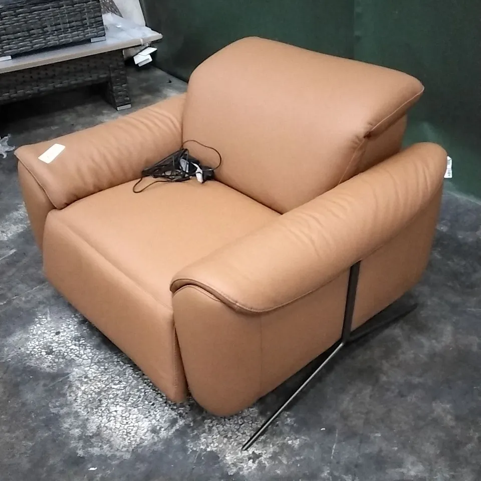 QUALITY ITALIAN DESIGNER POWER RECLINER ARMCHAIR IN RUST ORANGE LEATHER