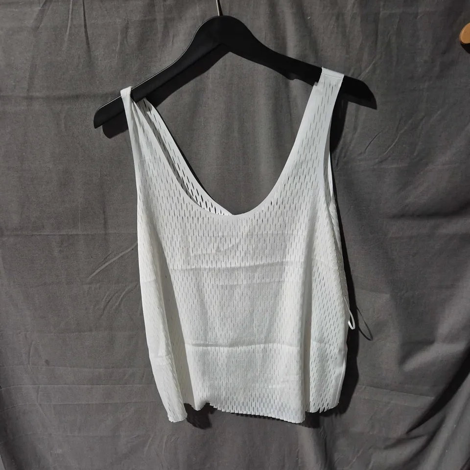REISS ATELIER WHITE SLEEVELESS MESH TOP – UK 10 (EU 38, USA 6) – SEASON 04