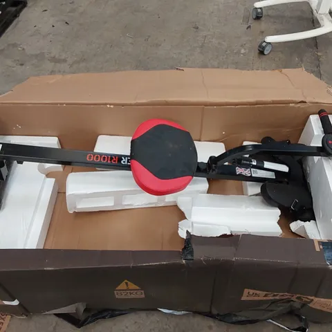 BOXED ROWER R1000 ROWING MACHINE