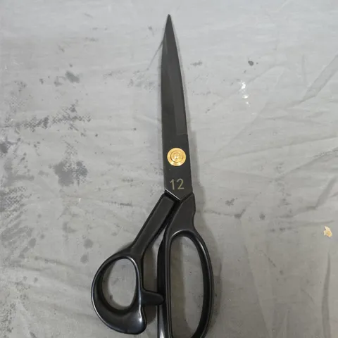 BLACK CRAFT SCISSORS – SIZE 12 