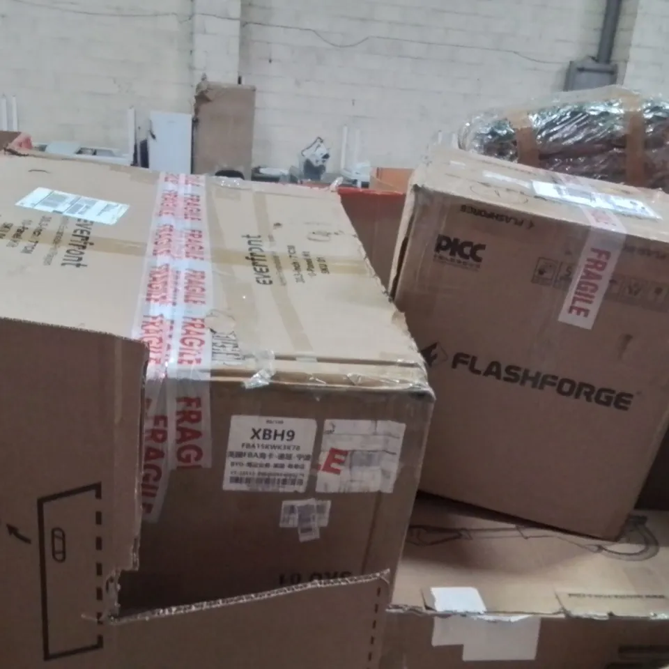 PALLET OF ASSORTED HOUSEHOLD GOODS AND PRODUCTS TO INCLUDE;MONITOR,PET CAGE