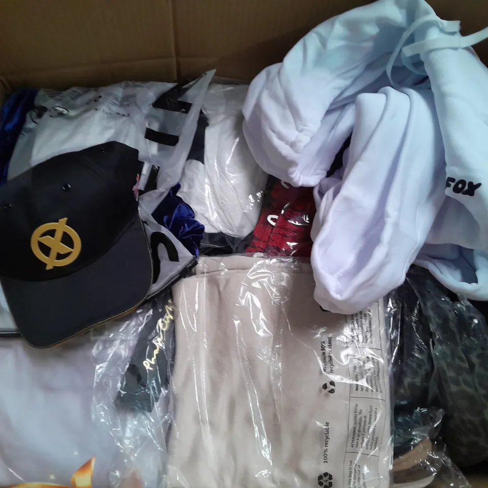 LARGE BOX OF ASSORTED CLOTHING ITEMS IN VARIOUS SIZES, STYLES AND COLOUR 