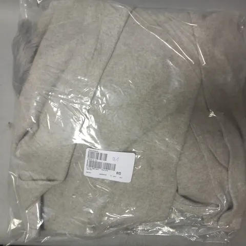 FRANK USHER CAPE IN DOVE GREY ONE SIZE