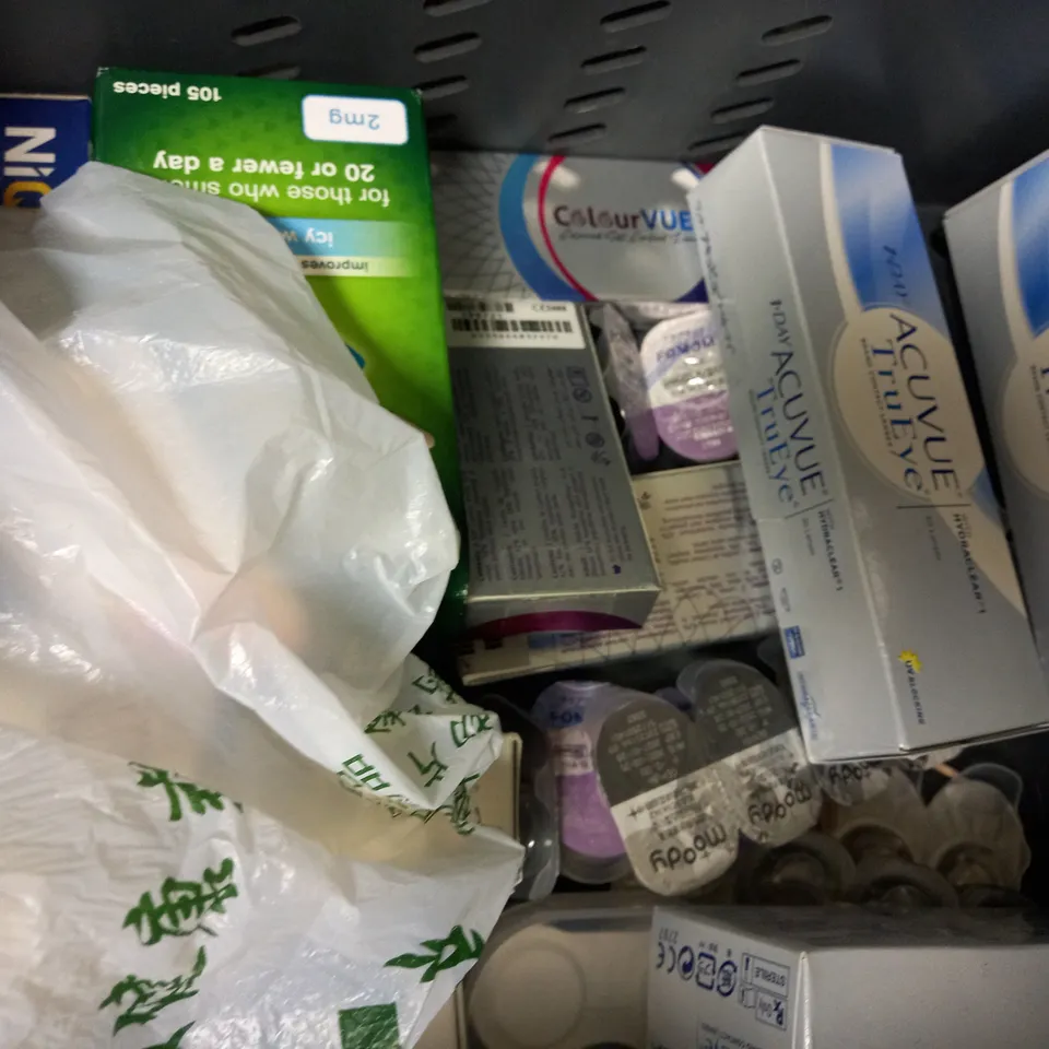 BOX OF APPROX 25 ASSORTED CONTACT LENSES AND CONTACT LENSE SOLUTIONS
