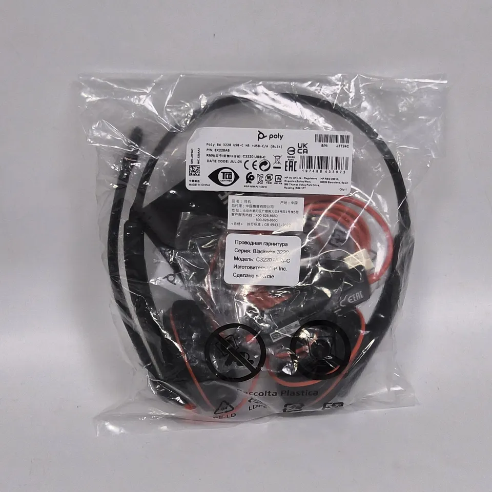 SEALED POLY BLACKBIRD. 3220 USB-C HEADSET
