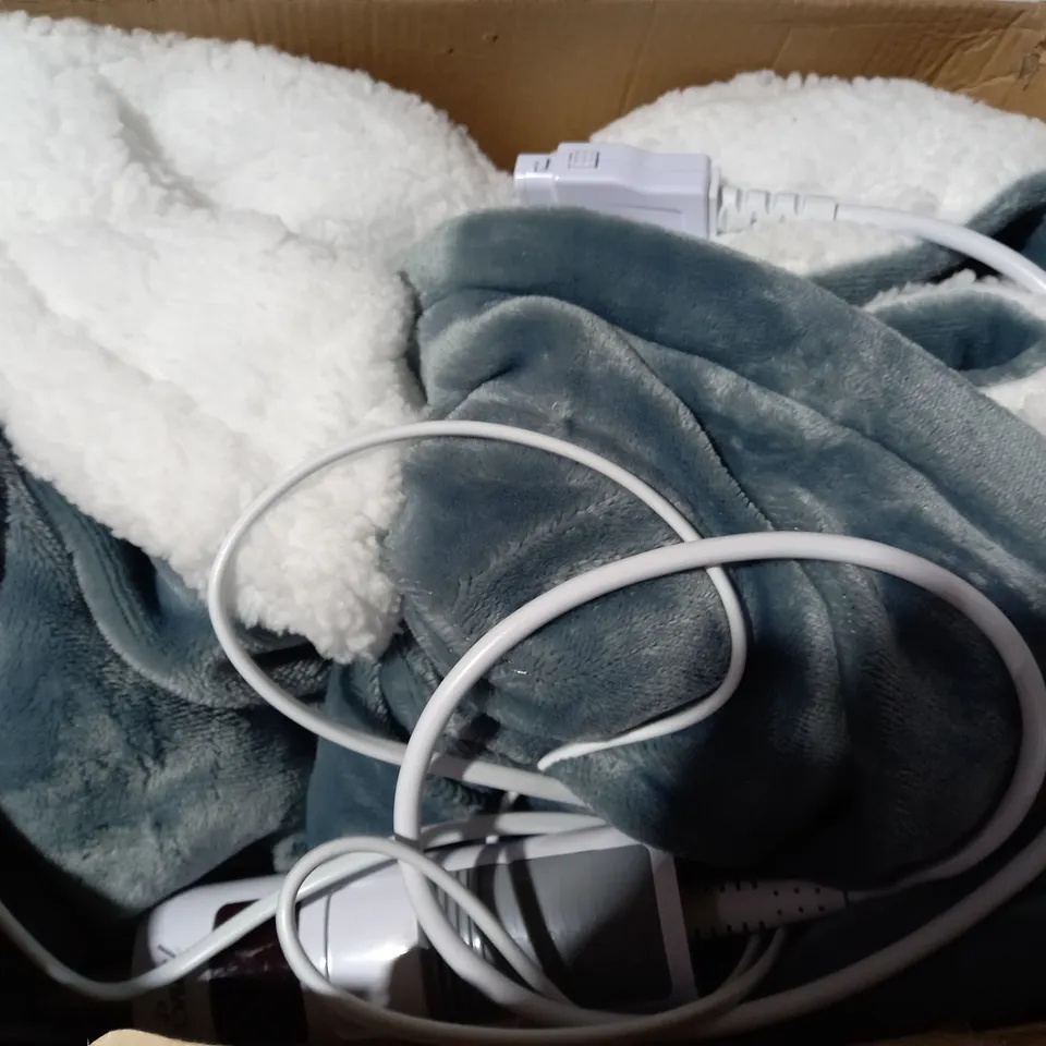 BOXED ENTIL COMFORTABLE HEATED BLANKET