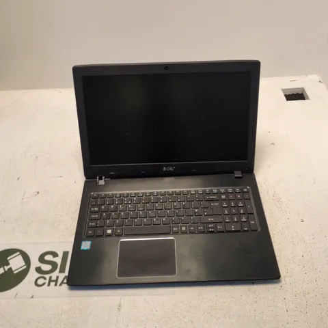 ACER TRAVELMATE P259 SERIES LAPTOP – N16Q2 – LEFT HINGE DAMAGED