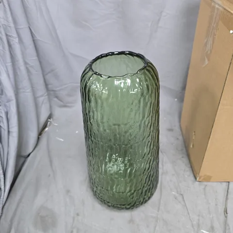 GREEN VASE 