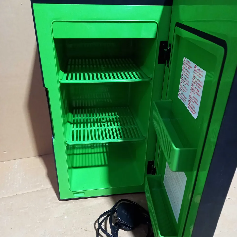 XBOX SERIES X THEMED MINI FRIDGE	