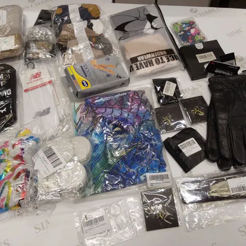 20 BRAND NEW ITEMS TO INCLUDE: FLIGHT SOCKS, NEW BALANCE TRAINER SOCKS, LANNISTER PINS