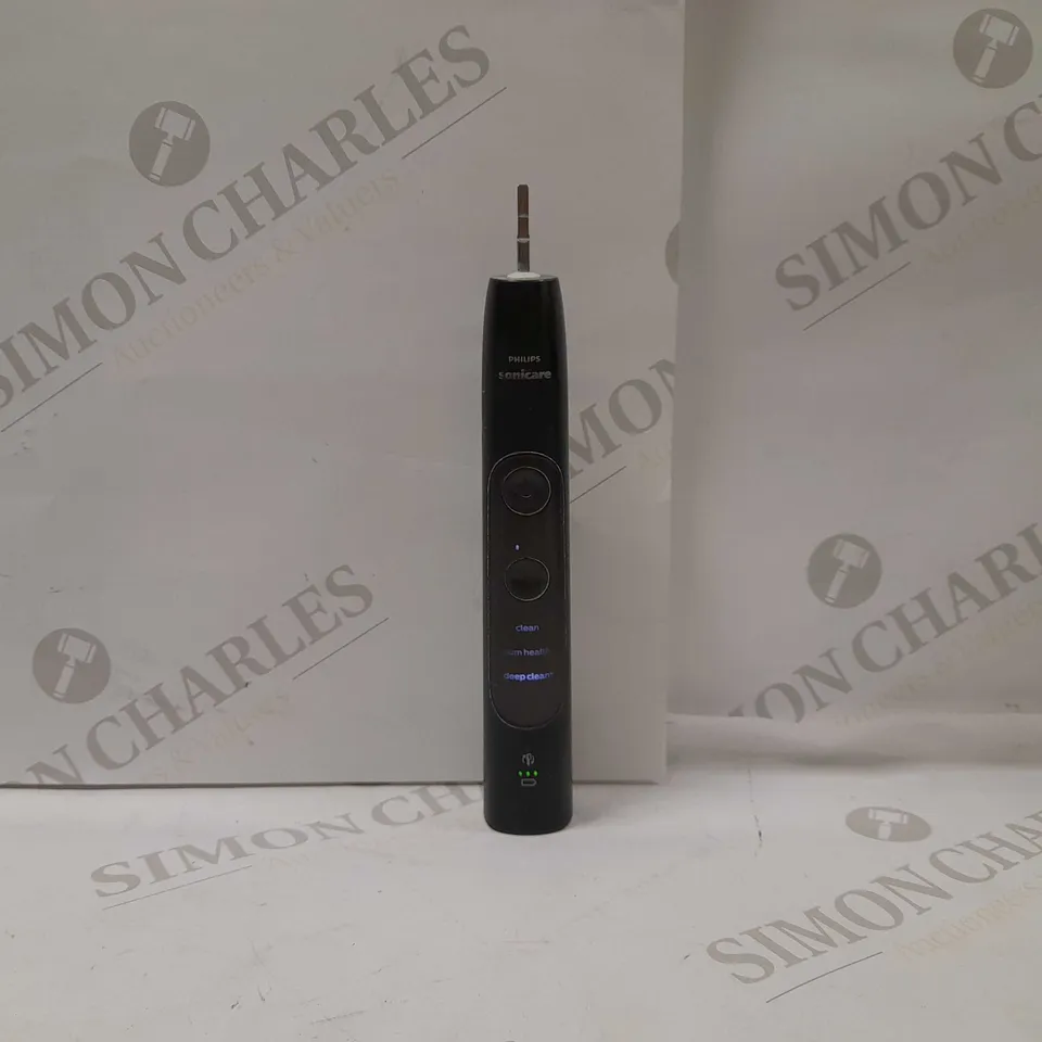 PHILIPS SONICARE 7300 TOOTHBRUSH