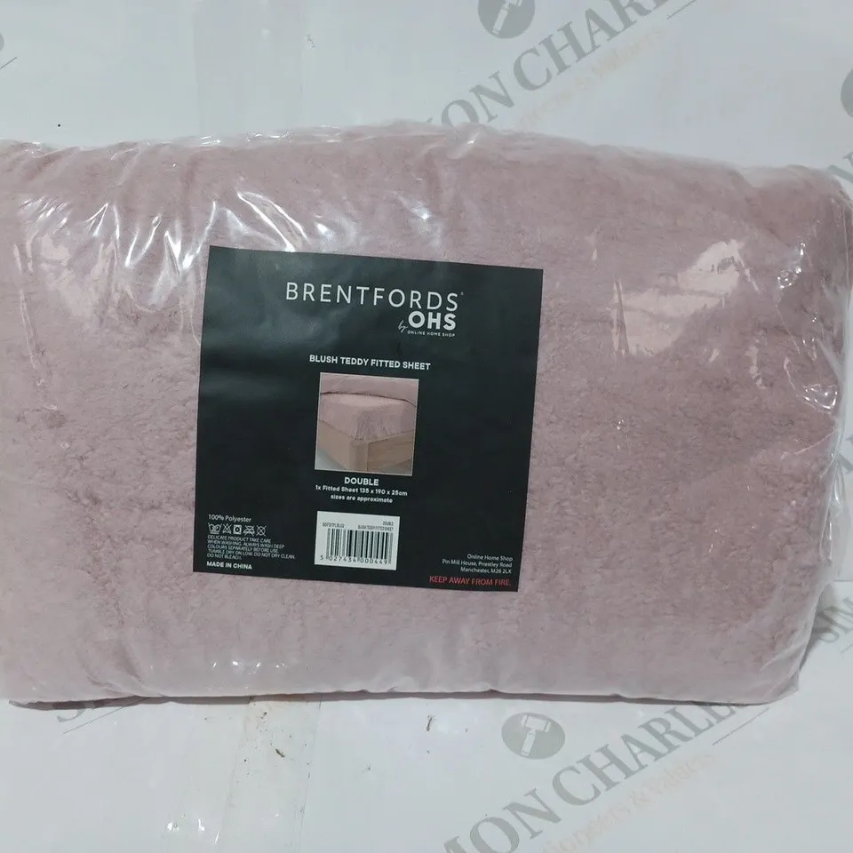 BRENTFORD BLUSH TEDDY FITTED SHEET - DOUBLE SIZE
